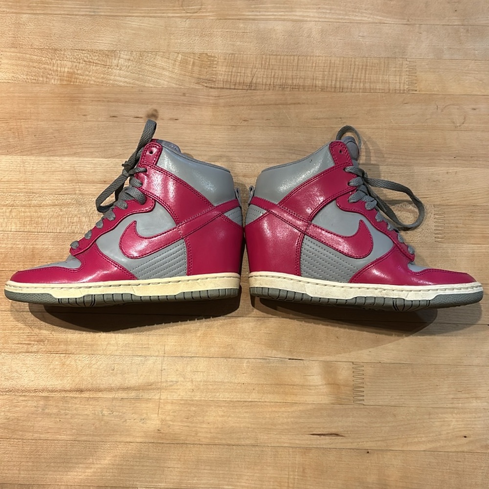 Nike Dunk Sky High Wedge Women’s Size 6 Pink and Gray